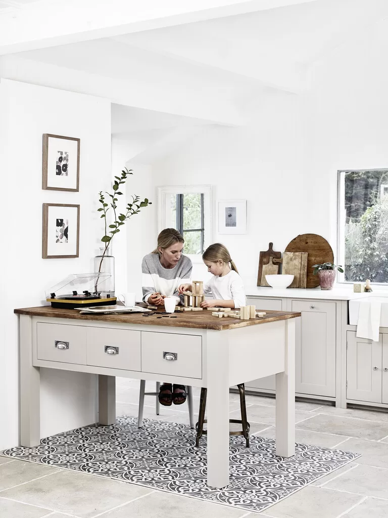 Neptune Suffolk Kitchen Island _ Charlecote
