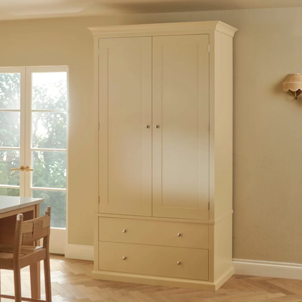 Suffolk Freestanding Double Kitchen Larder, Painted